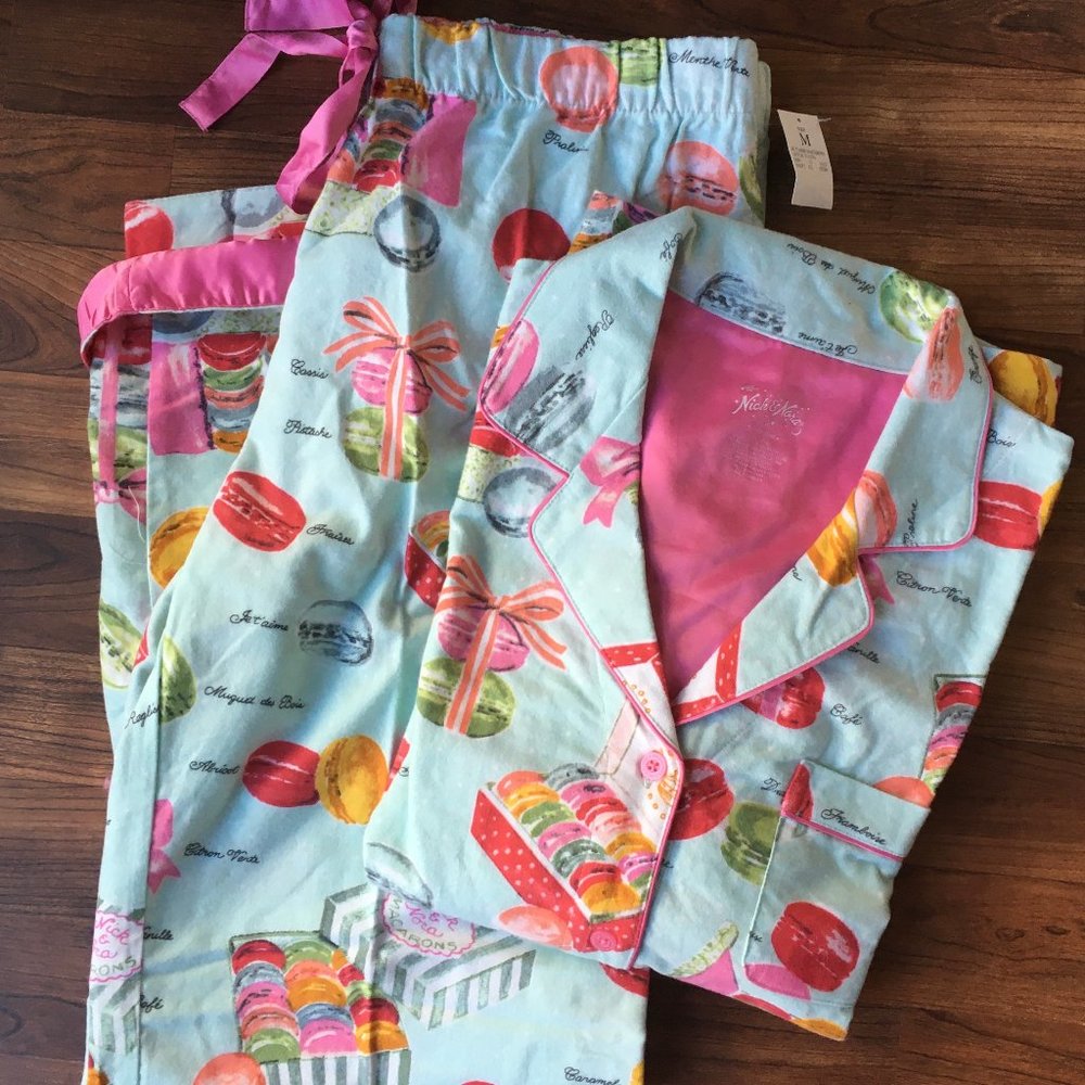 RARE Nick & Nora Macarons Flannel Pajamas
